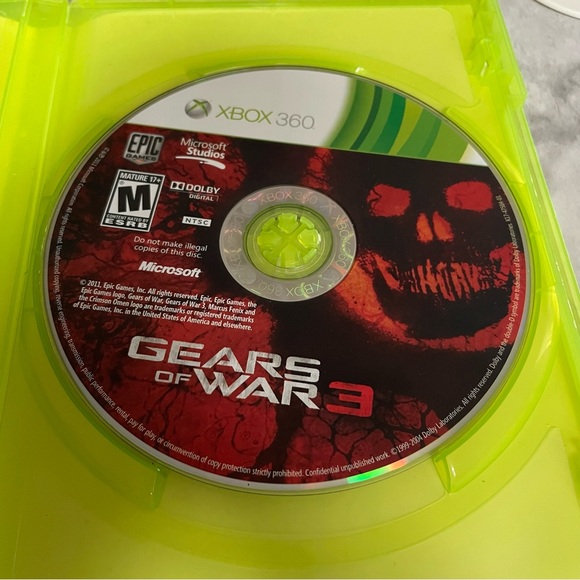 Used Xbox 360 Gears of War 3 Video Game - Picture 5 of 6